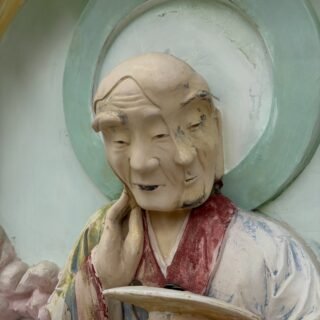 Carvings around the giant Buddha statue at Gungnyeongsa Temple on Bukhansan today #국녕사